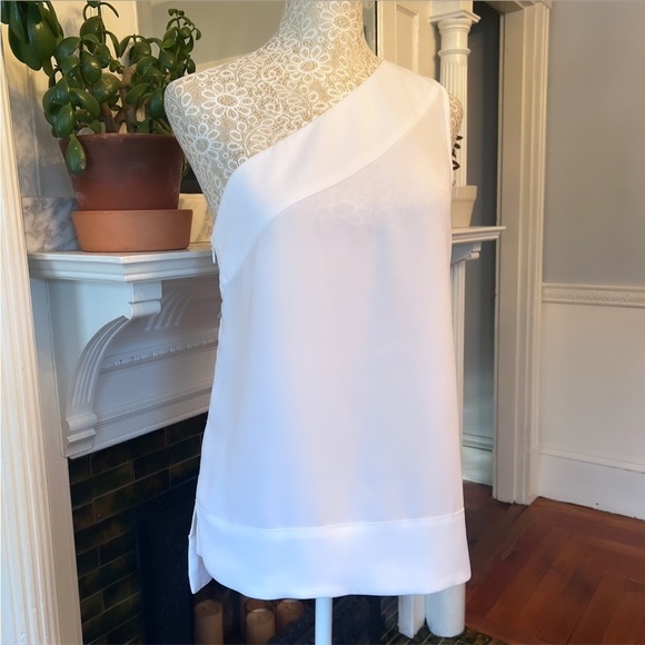 NWT BANANA REPUBLIC White Sleeveless One Shoulder Top Blouse Size XS - Picture 4 of 11